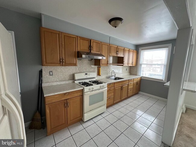 Foto del edificio - 6723 Leonard St