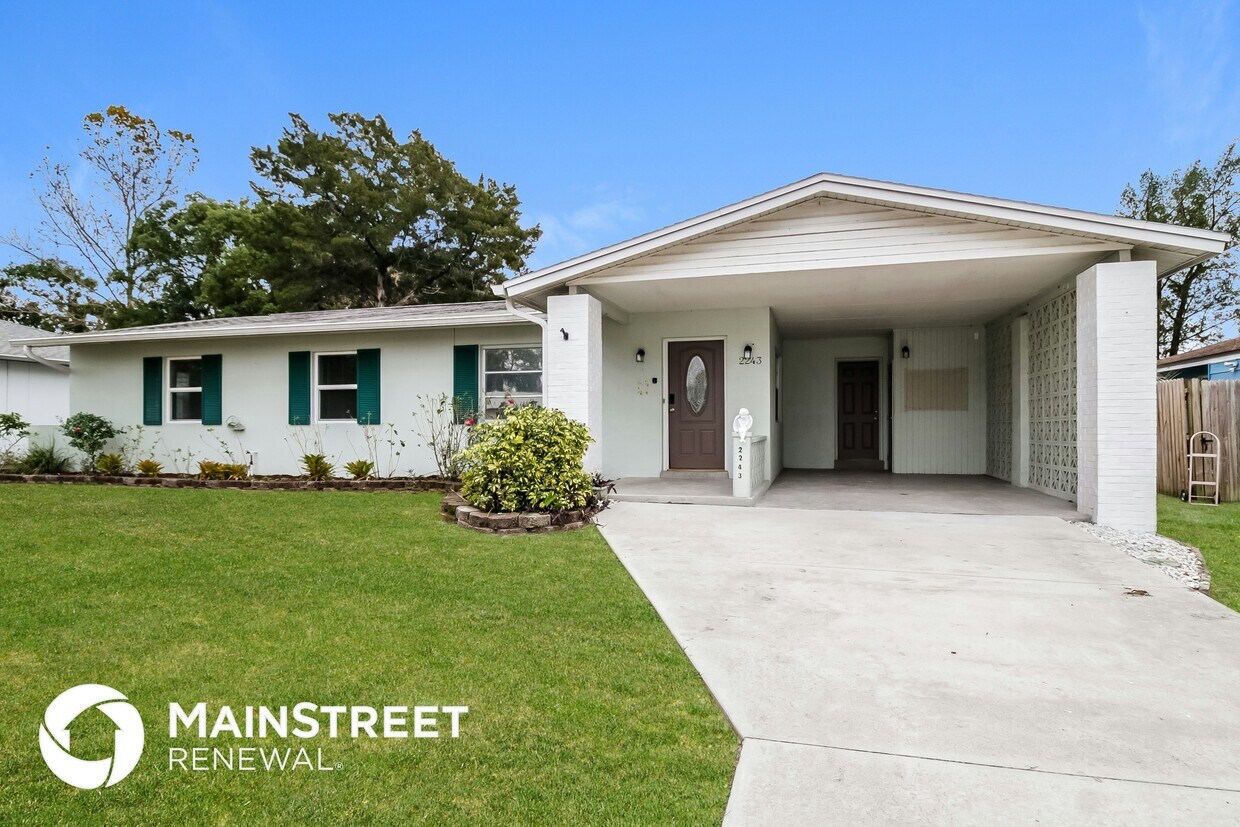 Foto principal - 2243 Austin Ave