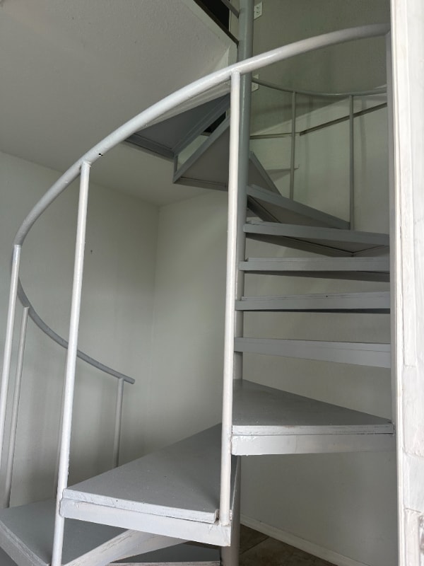 Building Photo - 1064 N Tamiami Trl