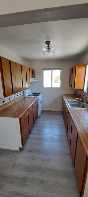 Foto del edificio - 3221 1/2 Andrita St