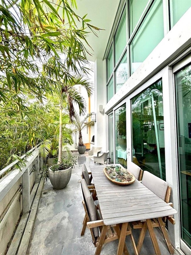 Building Photo - 221 Jefferson Ave