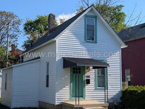 Building Photo - 588 Stanley Ave