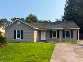 Building Photo - 721 Kadi Dr