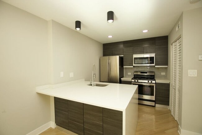 Foto del edificio - 949 W Grace St