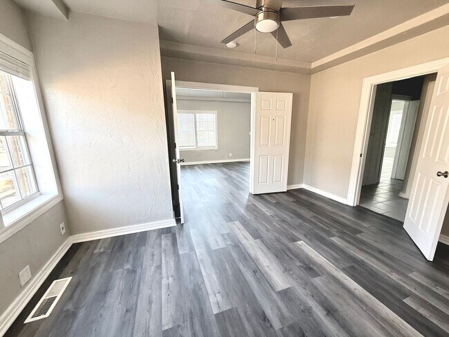 Foto del edificio - Large 4BD 2BA Home w/ Bonus Room close to Oklahoma City University!!