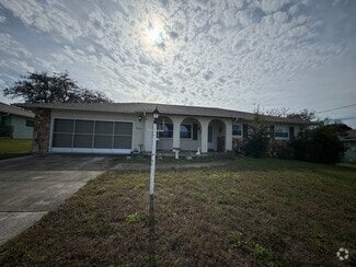 Building Photo - 632 W Buttonbush Dr