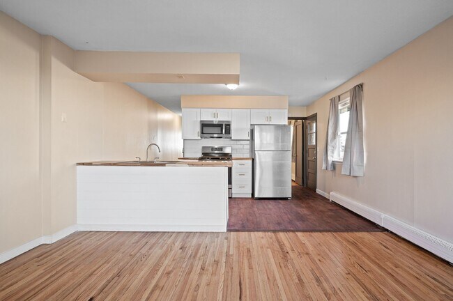 Foto del edificio - 560-562 37th Ave NE
