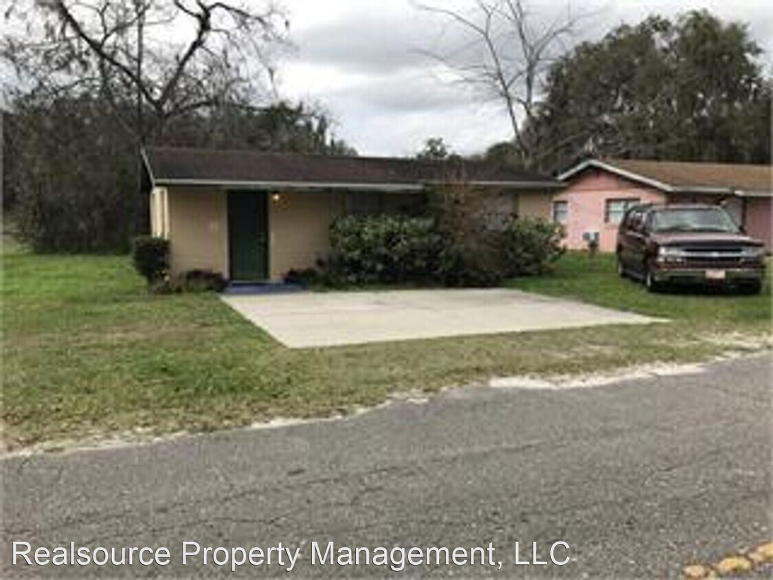 Foto principal - 2 br, 1 bath House - 7068 CR 213