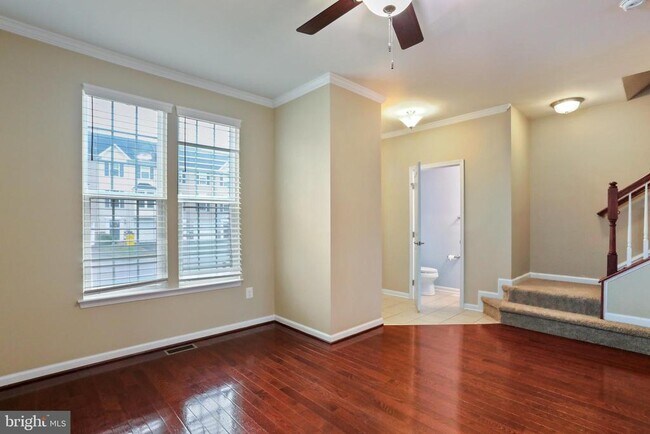 Building Photo - 85 Norwood Dr