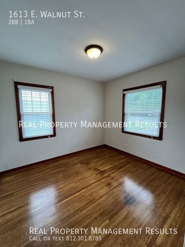 Building Photo - 2 Bedroom, 1 bath East Side