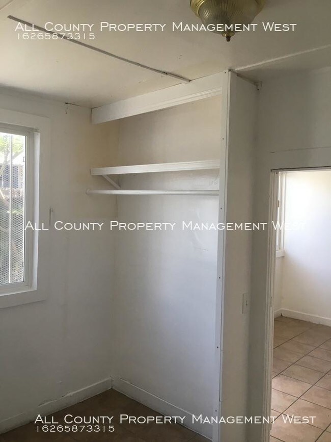Building Photo - 2 bedroom in Los Angeles CA 90001