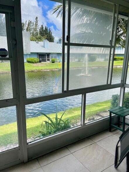 Foto del edificio - 3841 Island Club Cir E