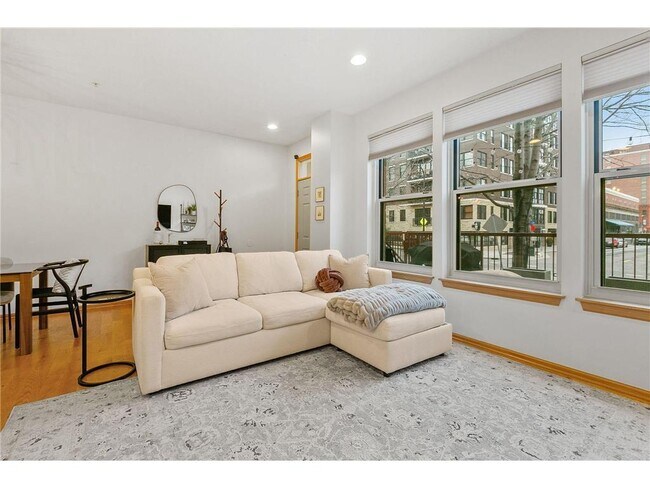 Foto del edificio - 500 N 2nd St