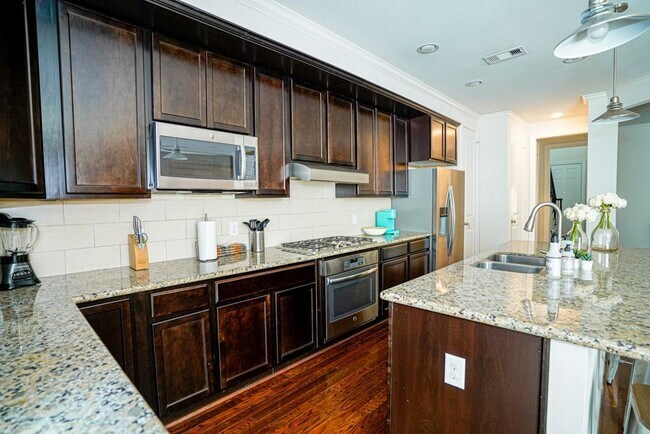 Foto del edificio - 43 Kendrick Pines Blvd