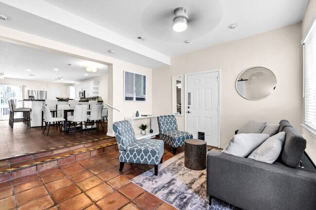 Foto del edificio - 3624 SW 22nd St