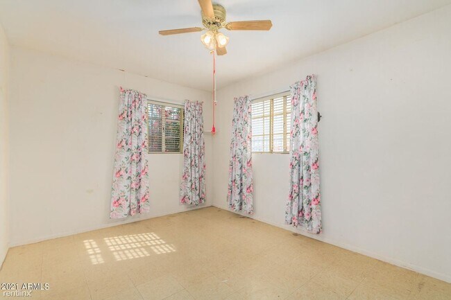 Building Photo - 3 br, 2 bath House - 1816 E Lynne Ln