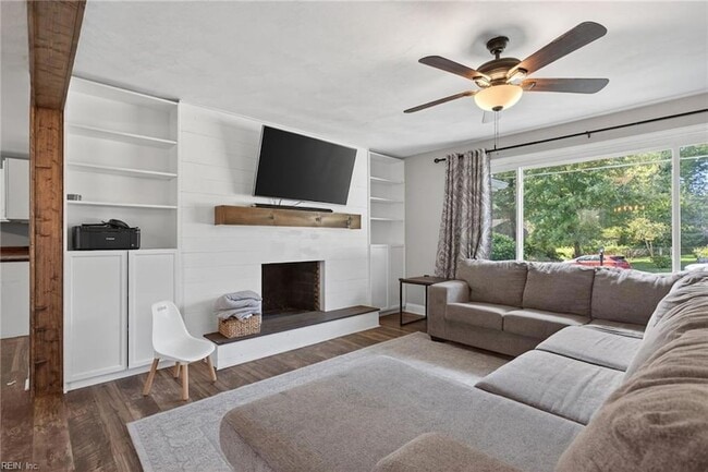 Building Photo - 2017 Lisbon Rd