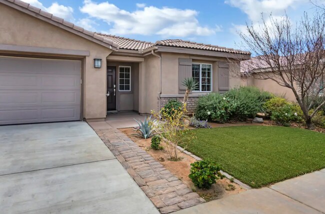Foto del edificio - Long Term - Pristine 3 Bedroom Family Home @ Terra Lago in Indio