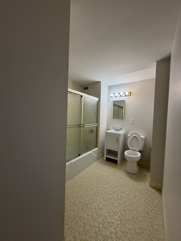 Foto del edificio - 967 Asylum Ave