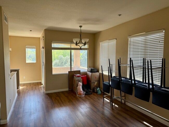 Building Photo - 3177 Dehesa Rd