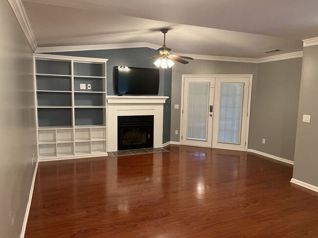 Building Photo - COMING SOON - OCCUPIED