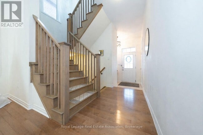 Building Photo - 307 Whitlock Ave