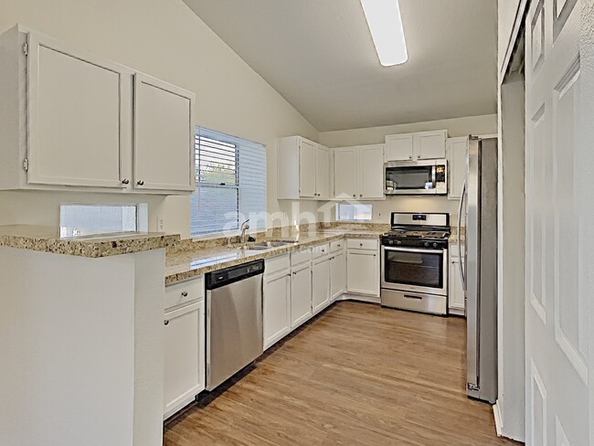 Foto del edificio - 1508 Meteorite Cir