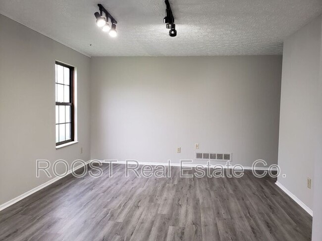 Building Photo - 3804-3806 Zephyr Pl