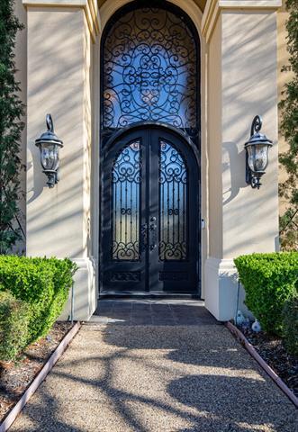 Foto del edificio - 2941 Hidden Creek Ln