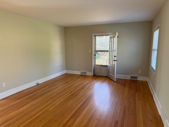 Foto del edificio - Shorewood Drive