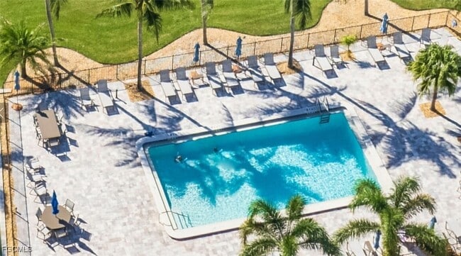 Foto del edificio - 226 3rd St W