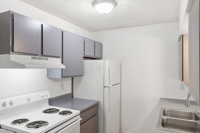 Interior Photo - Parkside Apartments ( Parkside East Inc.)
