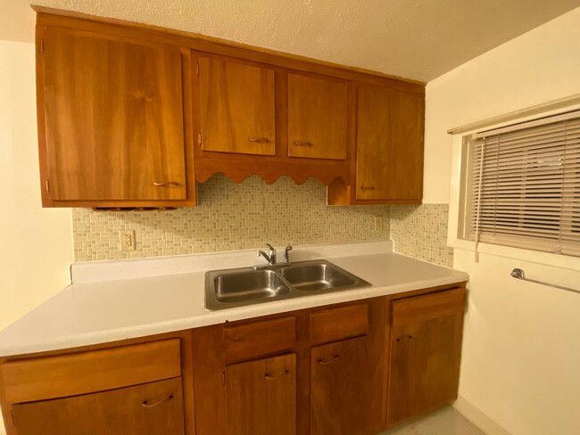 Kitchen Maple Cabinets - 26A Rochester St