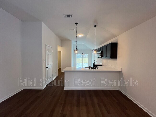 Foto del edificio - 3271 Baskin St