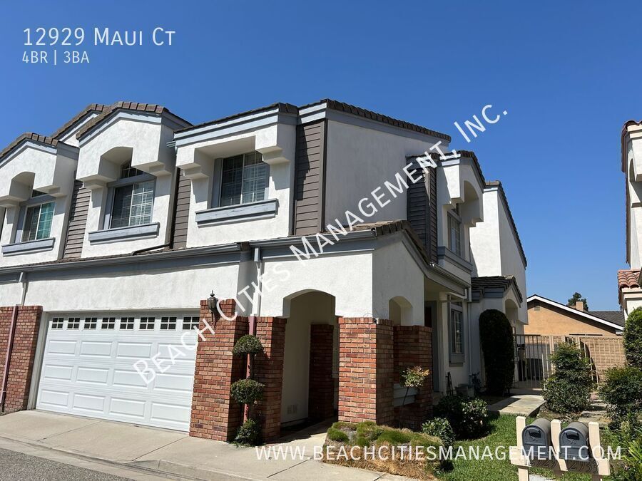 Primary Photo - Beautiful 4 bedroom, 2.5 bath with Central...