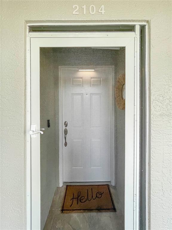 Building Photo - 9320 Clubside Cir