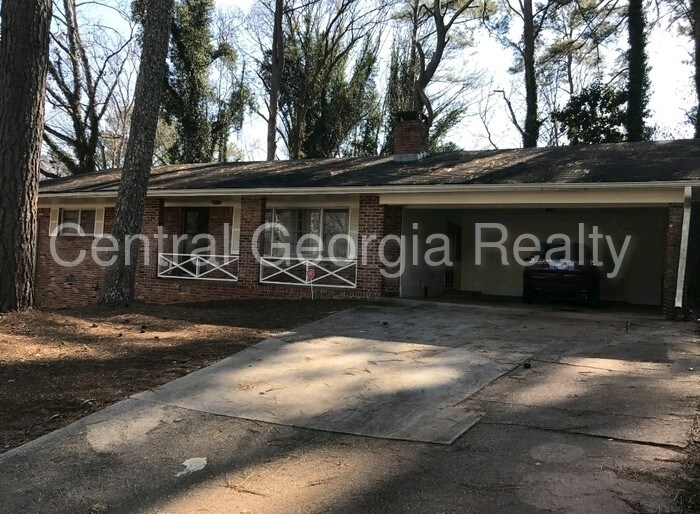 Classic Wesley Chapel! House Rental in Decatur, GA