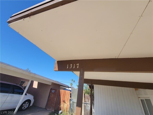 Foto del edificio - 1317 Exley Ave