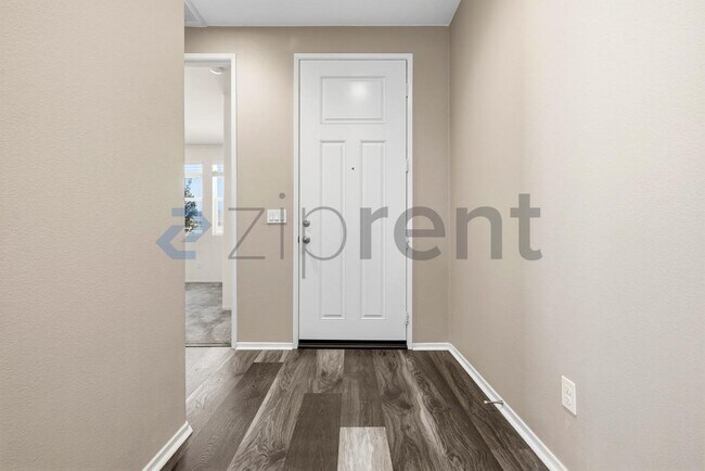 Building Photo - 30522 Rodriquez Lp