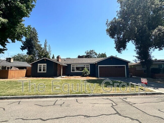 Building Photo - 1531 W Laurel Ave