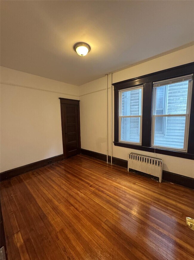 Foto del edificio - 223 Treadwell Ave