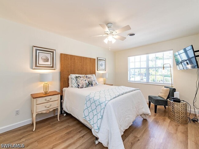 Foto del edificio - 1471 Mandarin Rd