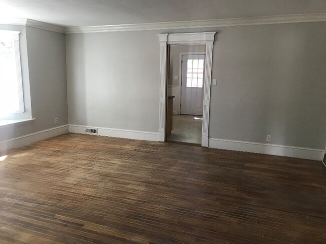 Building Photo - 525 N 300 E