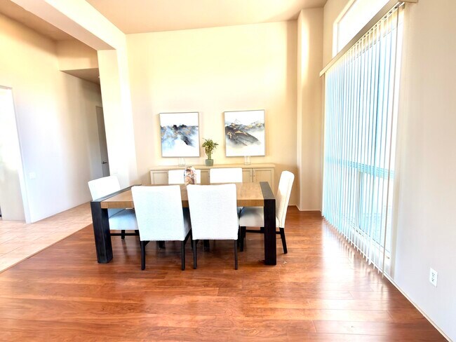 Foto del edificio - 75940 Nelson Ln