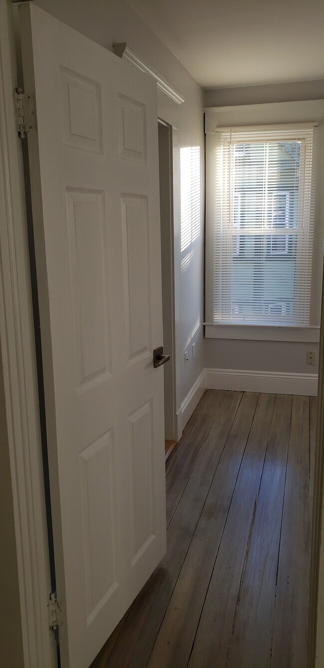 Foto del edificio - 36 Porter St