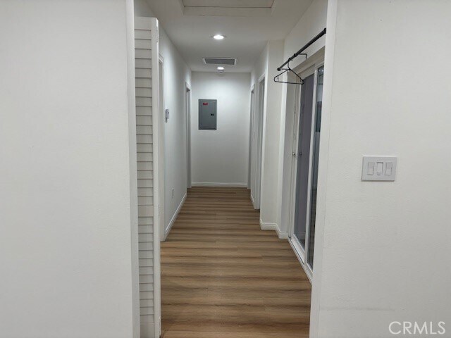 Foto del edificio - 17121 Denker Ave