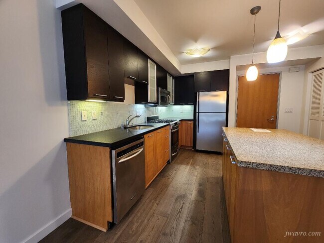 Foto del edificio - 170 King St