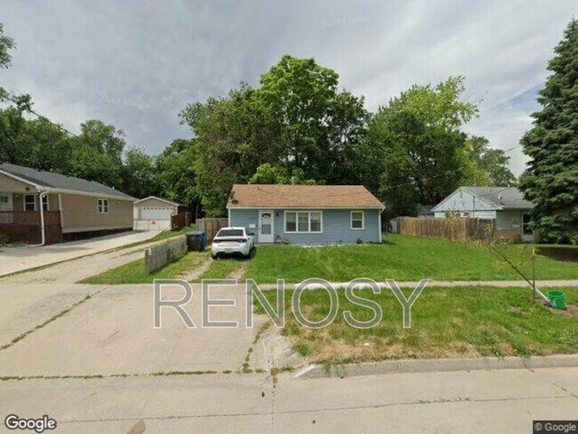 Foto del edificio - 1328 E 28th St