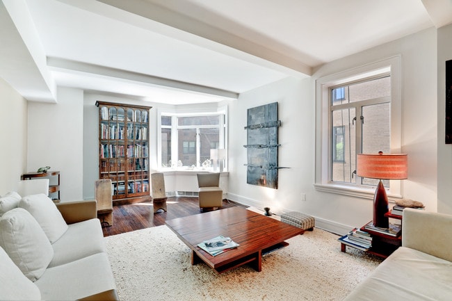 Photo - 170 E 77th St Apartment