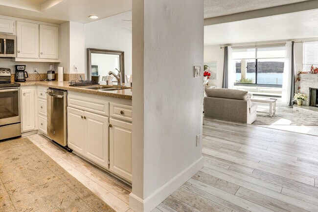 Foto del edificio - 4513 Cove Dr